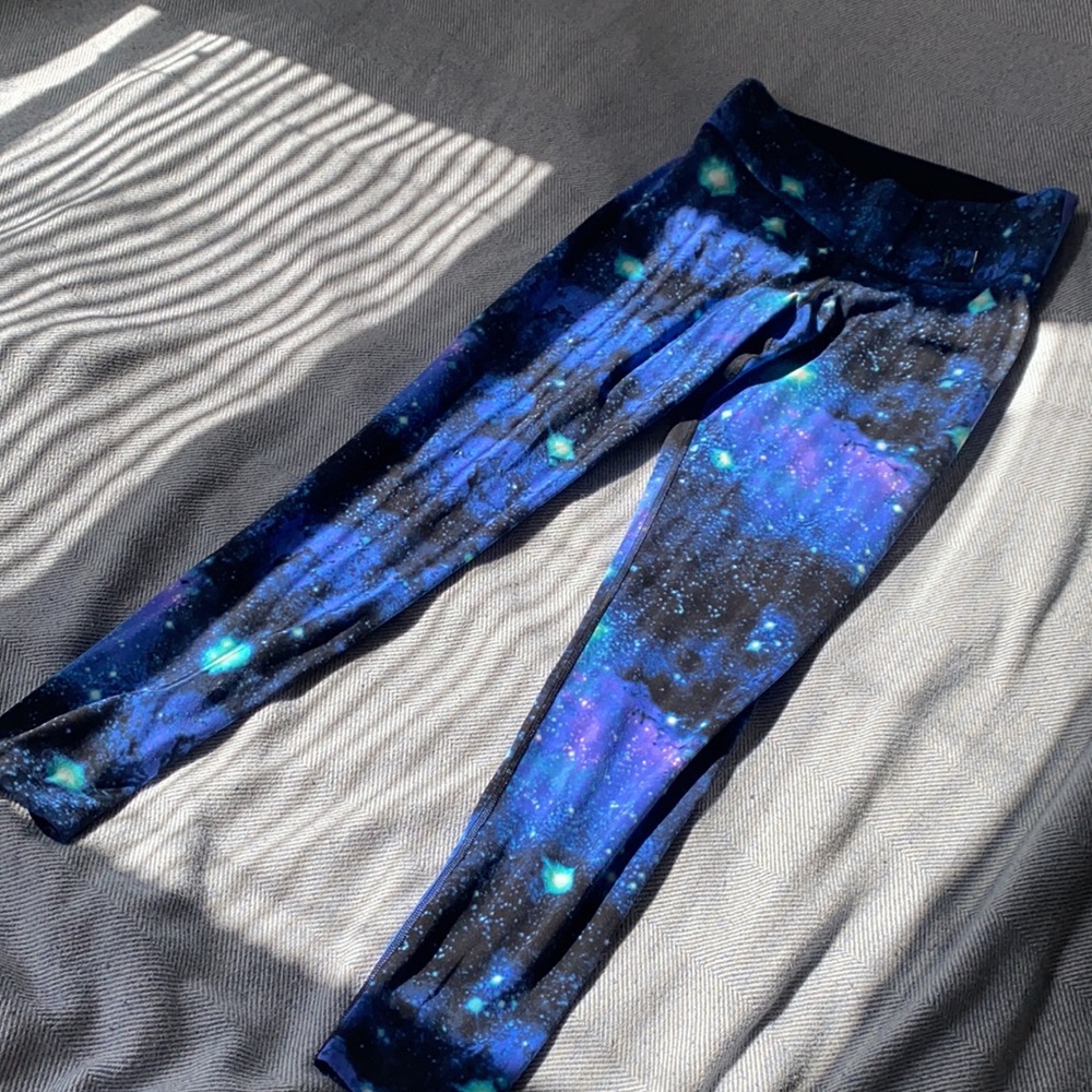 Victoria’s Secret Pink Galaxy Yoga Pant Leggings S